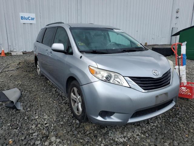 Photo 3 VIN: 5TDKK3DC1BS148621 - TOYOTA SIENNA LE 