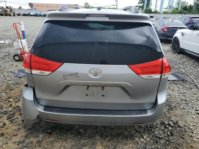 Photo 5 VIN: 5TDKK3DC1BS148621 - TOYOTA SIENNA LE 