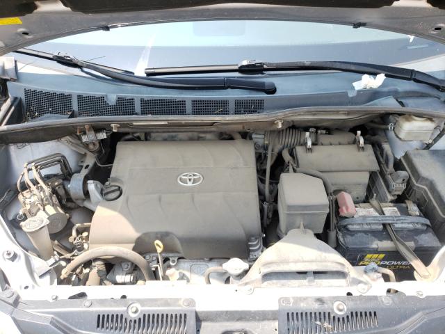 Photo 6 VIN: 5TDKK3DC1BS160655 - TOYOTA SIENNA LE 