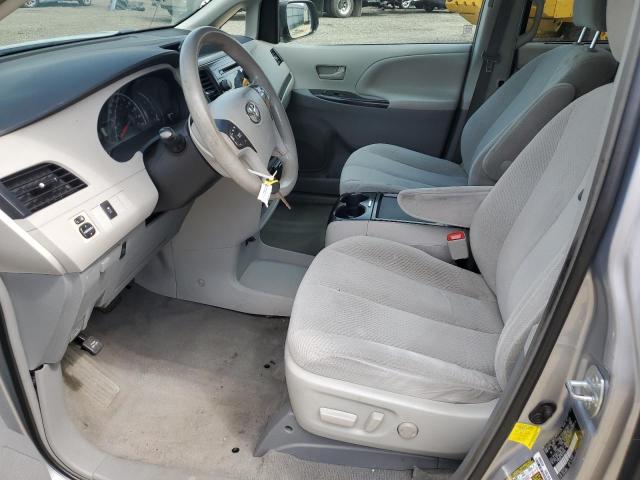 Photo 6 VIN: 5TDKK3DC1BS162907 - TOYOTA SIENNA LE 