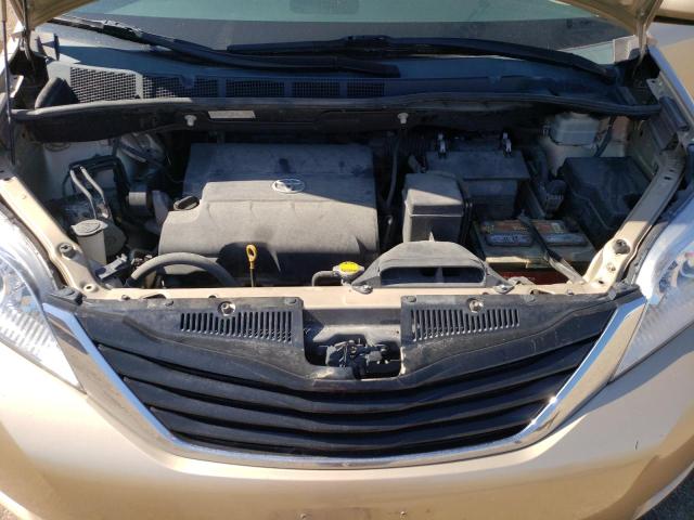 Photo 11 VIN: 5TDKK3DC1BS169016 - TOYOTA SIENNA LE 