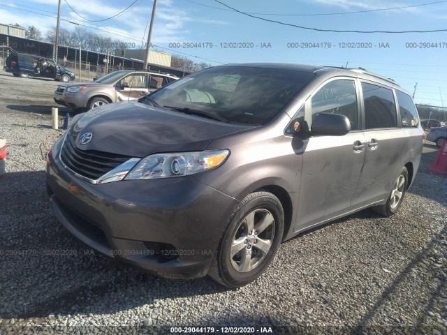 Photo 1 VIN: 5TDKK3DC1CS197464 - TOYOTA SIENNA 