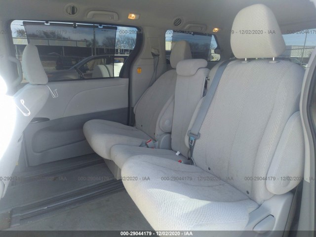 Photo 7 VIN: 5TDKK3DC1CS197464 - TOYOTA SIENNA 