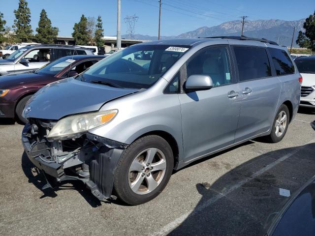 Photo 0 VIN: 5TDKK3DC1CS202856 - TOYOTA SIENNA LE 