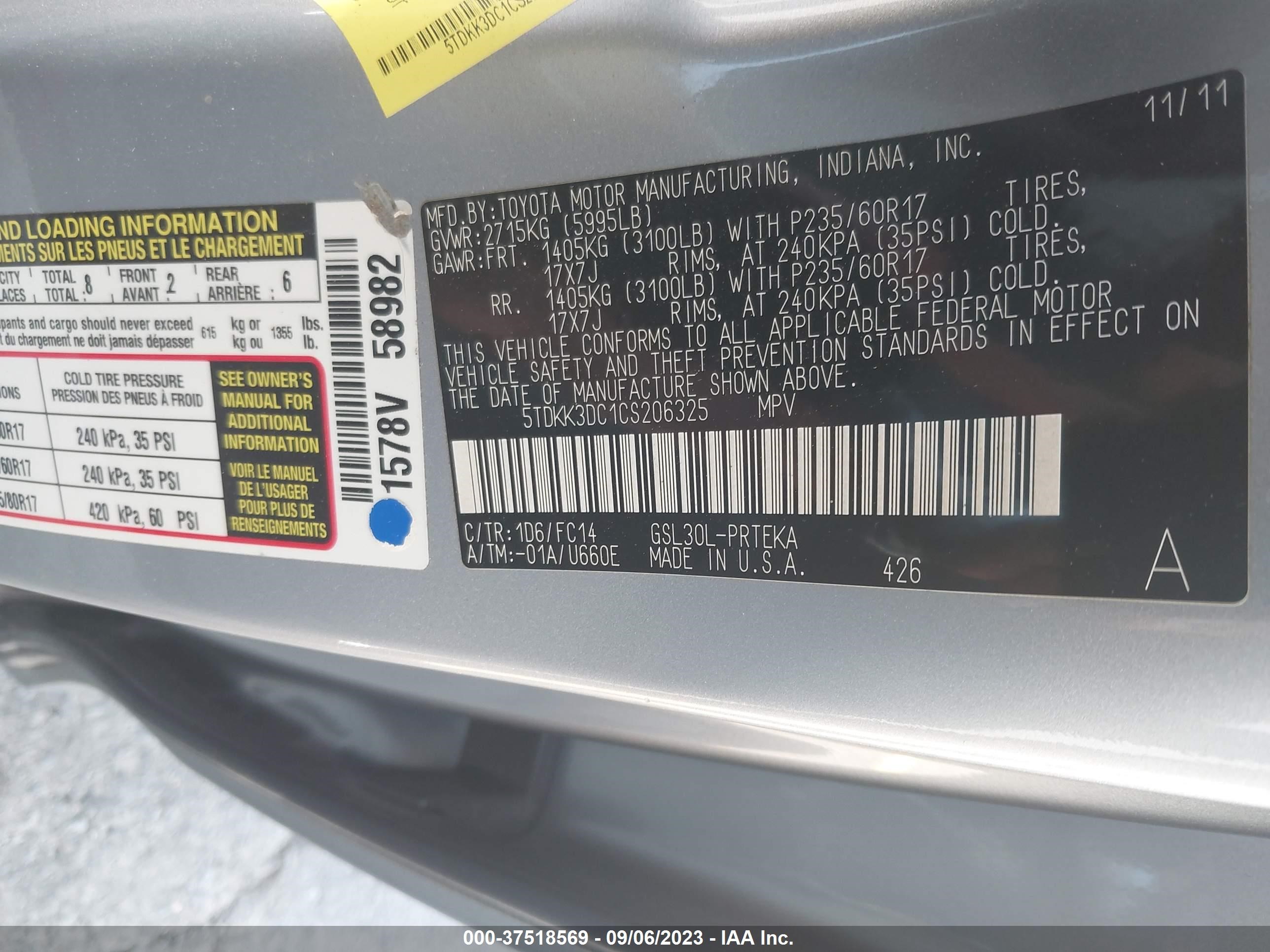 Photo 8 VIN: 5TDKK3DC1CS206325 - TOYOTA SIENNA 