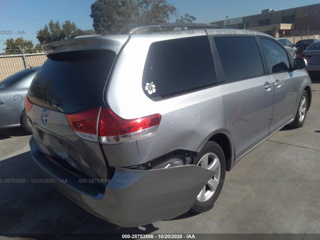 Photo 3 VIN: 5TDKK3DC1CS209094 - TOYOTA SIENNA 