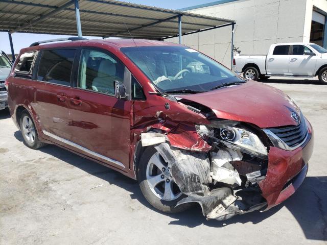 Photo 3 VIN: 5TDKK3DC1CS215641 - TOYOTA SIENNA LE 