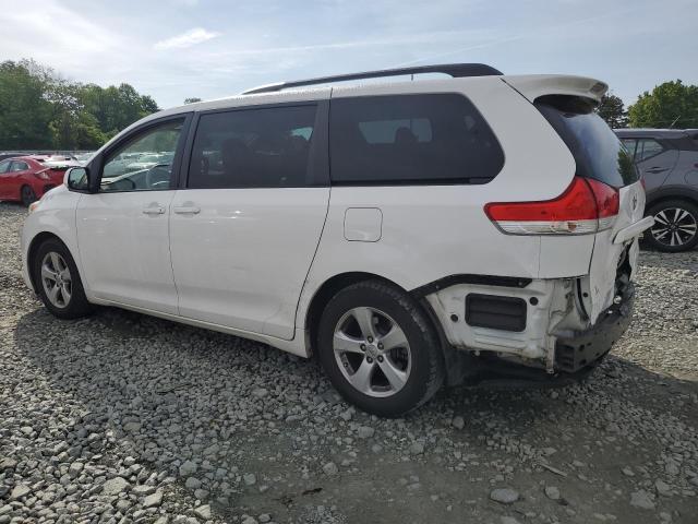 Photo 1 VIN: 5TDKK3DC1CS230303 - TOYOTA SIENNA LE 