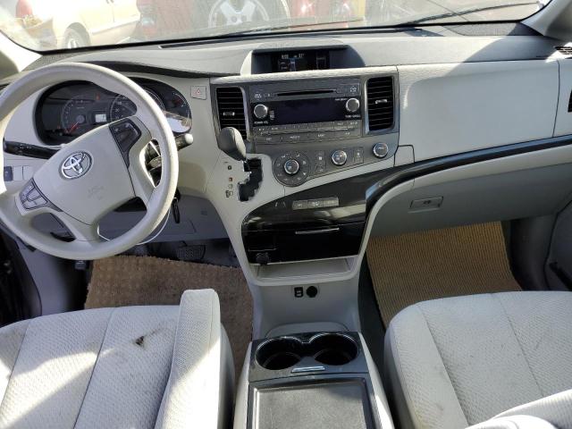 Photo 7 VIN: 5TDKK3DC1CS243942 - TOYOTA SIENNA LE 