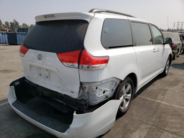 Photo 3 VIN: 5TDKK3DC1CS272809 - TOYOTA SIENNA LE 