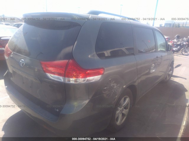 Photo 3 VIN: 5TDKK3DC1DS286761 - TOYOTA SIENNA 