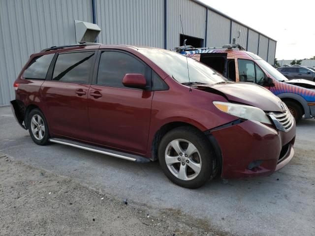 Photo 3 VIN: 5TDKK3DC1DS298490 - TOYOTA SIENNA LE 