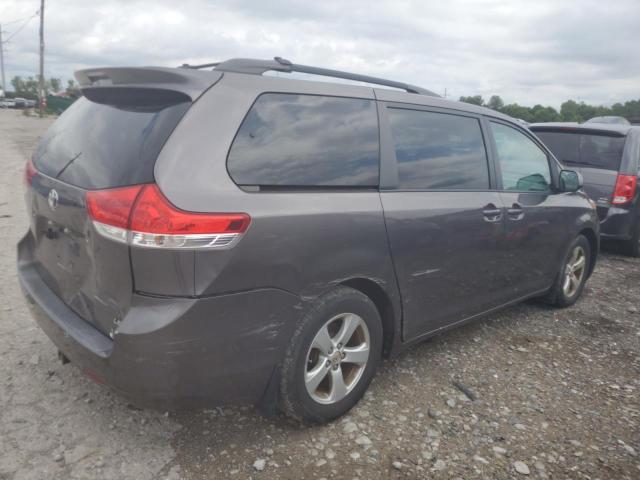 Photo 2 VIN: 5TDKK3DC1DS309519 - TOYOTA SIENNA LE 