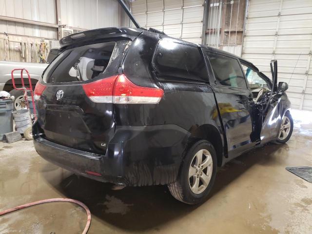 Photo 3 VIN: 5TDKK3DC1DS317913 - TOYOTA SIENNA LE 