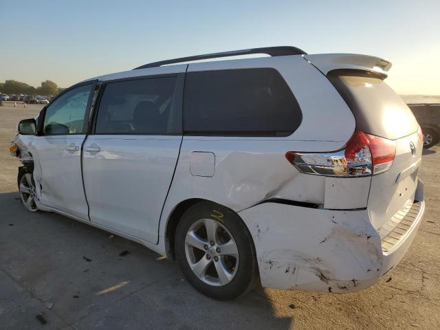 Photo 1 VIN: 5TDKK3DC1DS331388 - TOYOTA SIENNA LE 