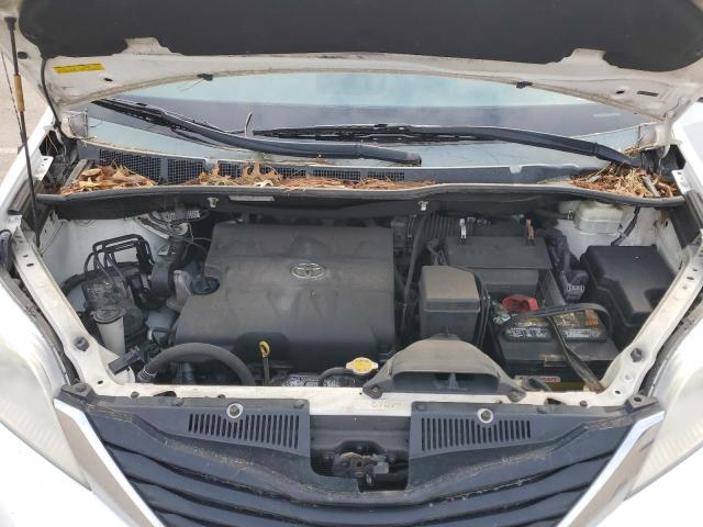 Photo 11 VIN: 5TDKK3DC1DS335022 - TOYOTA SIENNA LE 