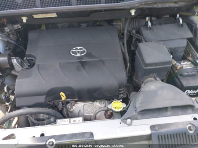 Photo 9 VIN: 5TDKK3DC1DS348949 - TOYOTA SIENNA 