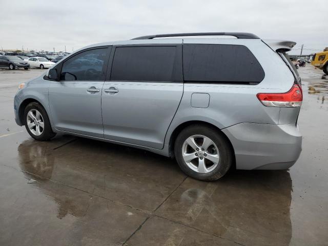 Photo 1 VIN: 5TDKK3DC1DS356808 - TOYOTA SIENNA LE 