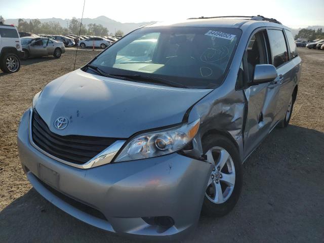 Photo 1 VIN: 5TDKK3DC1DS362673 - TOYOTA SIENNA LE 