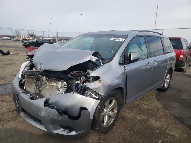 Photo 1 VIN: 5TDKK3DC1DS375682 - TOYOTA SIENNA LE 