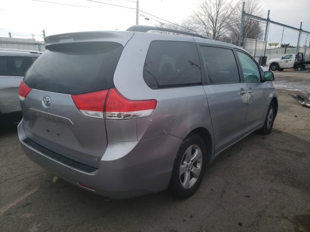 Photo 3 VIN: 5TDKK3DC1DS375682 - TOYOTA SIENNA LE 