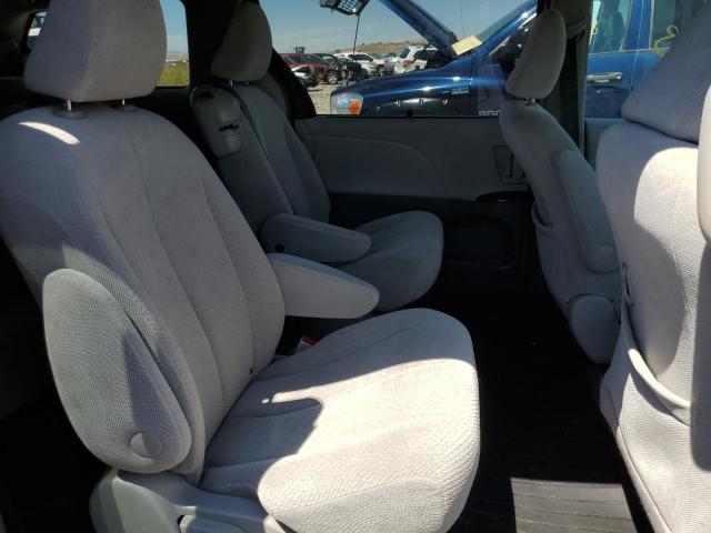 Photo 10 VIN: 5TDKK3DC1DS378145 - TOYOTA SIENNA LE 