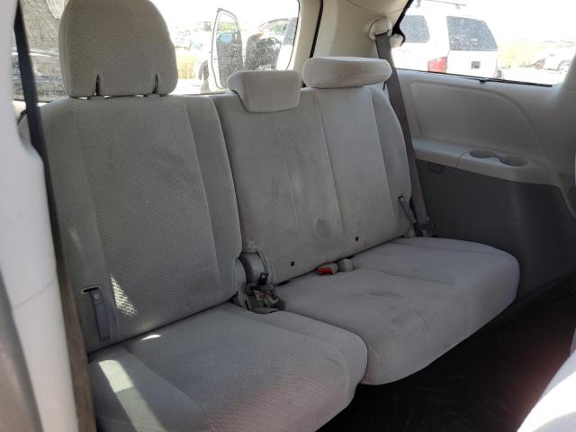 Photo 9 VIN: 5TDKK3DC1DS378145 - TOYOTA SIENNA LE 