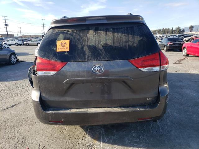 Photo 5 VIN: 5TDKK3DC1DS386567 - TOYOTA SIENNA LE 