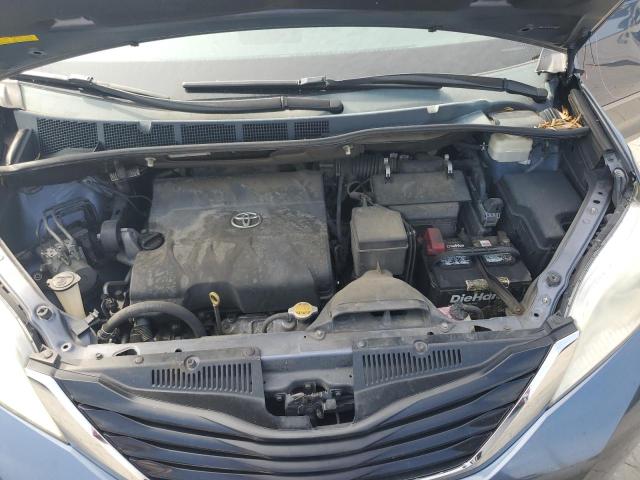 Photo 11 VIN: 5TDKK3DC1DS390960 - TOYOTA SIENNA LE 