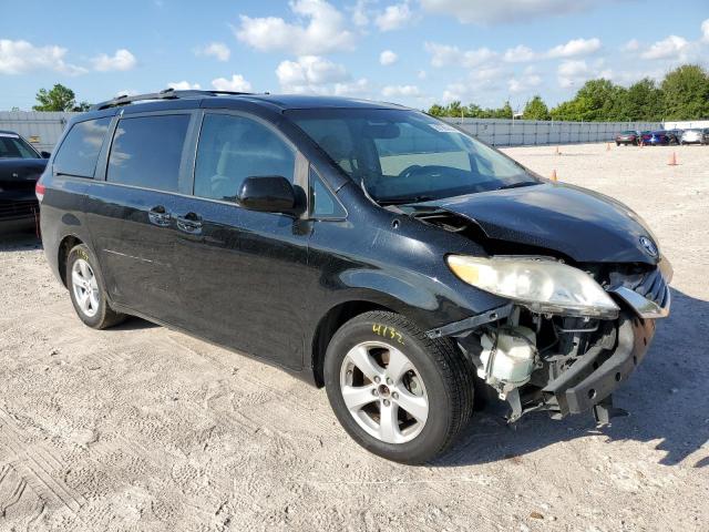 Photo 3 VIN: 5TDKK3DC1DS402475 - TOYOTA SIENNA LE 