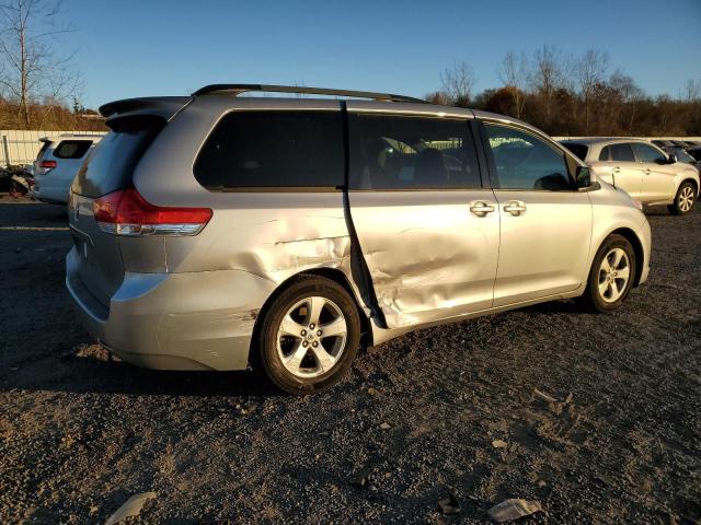 Photo 2 VIN: 5TDKK3DC1ES419164 - TOYOTA SIENNA LE 