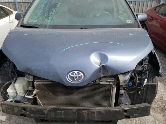 Photo 11 VIN: 5TDKK3DC1ES421450 - TOYOTA SIENNA LE 