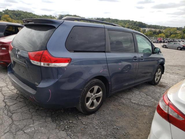 Photo 2 VIN: 5TDKK3DC1ES421450 - TOYOTA SIENNA LE 