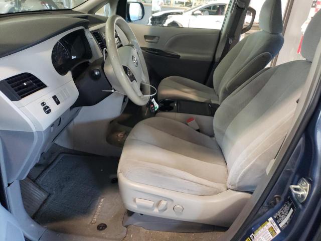 Photo 6 VIN: 5TDKK3DC1ES429144 - TOYOTA SIENNA LE 