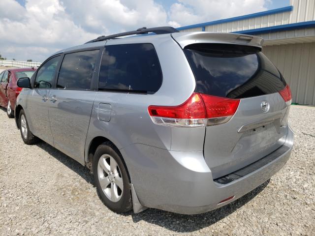 Photo 2 VIN: 5TDKK3DC1ES430990 - TOYOTA SIENNA LE 