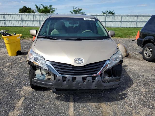 Photo 4 VIN: 5TDKK3DC1ES438720 - TOYOTA SIENNA LE 