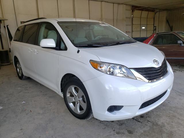 Photo 0 VIN: 5TDKK3DC1ES451189 - TOYOTA SIENNA LE 