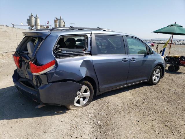 Photo 2 VIN: 5TDKK3DC1ES463438 - TOYOTA SIENNA LE 