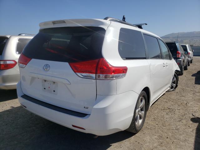 Photo 3 VIN: 5TDKK3DC1ES469031 - TOYOTA SIENNA LE 