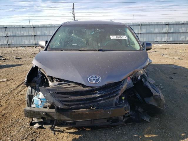 Photo 4 VIN: 5TDKK3DC1ES474410 - TOYOTA SIENNA LE 