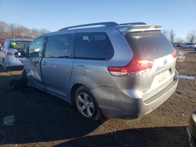 Photo 2 VIN: 5TDKK3DC1ES493989 - TOYOTA SIENNA LE 