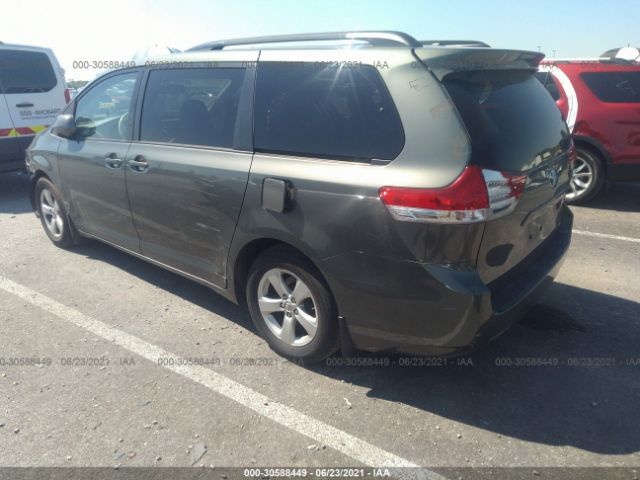 Photo 2 VIN: 5TDKK3DC1ES501802 - TOYOTA SIENNA 