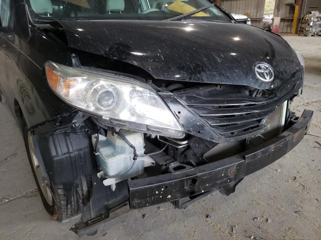 Photo 8 VIN: 5TDKK3DC1ES506563 - TOYOTA SIENNA LE 