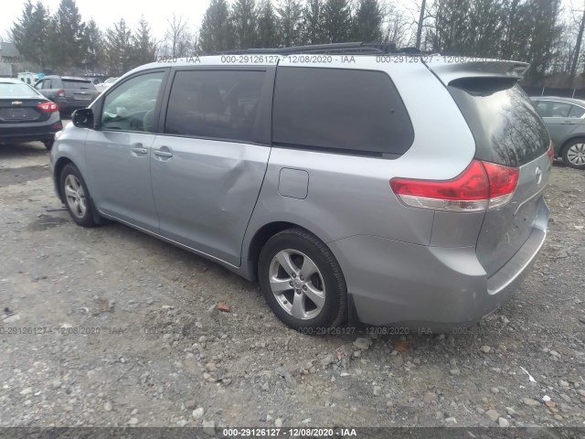 Photo 2 VIN: 5TDKK3DC1ES513920 - TOYOTA SIENNA 