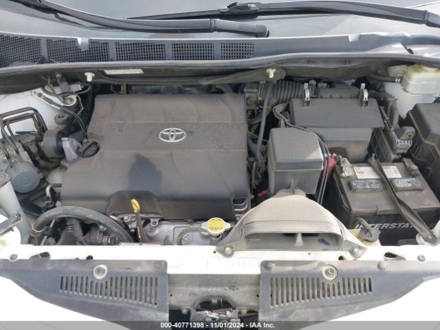 Photo 9 VIN: 5TDKK3DC1FS546384 - TOYOTA SIENNA 