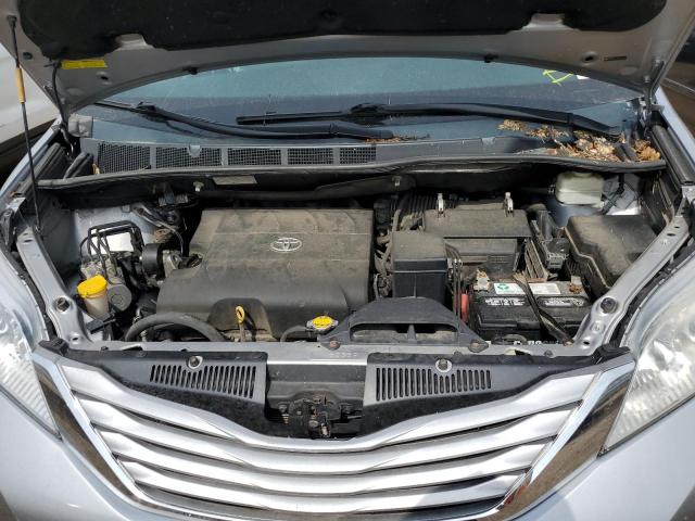 Photo 11 VIN: 5TDKK3DC1FS556185 - TOYOTA SIENNA LE 