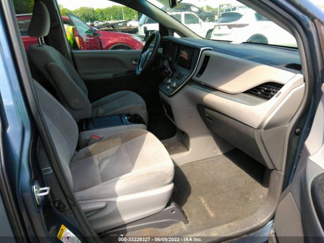 Photo 4 VIN: 5TDKK3DC1FS558051 - TOYOTA SIENNA 