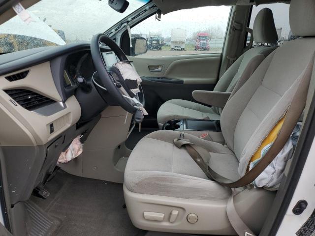 Photo 6 VIN: 5TDKK3DC1FS584553 - TOYOTA SIENNA LE 