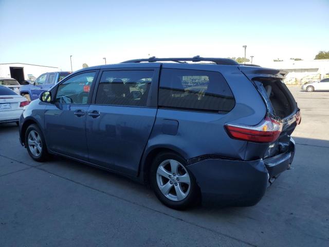 Photo 1 VIN: 5TDKK3DC1FS586092 - TOYOTA SIENNA LE 