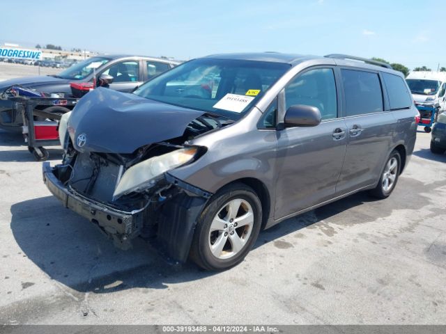 Photo 1 VIN: 5TDKK3DC1FS597173 - TOYOTA SIENNA 